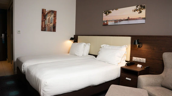chambre twin standard à OSKO hôtel toulouse blagnac